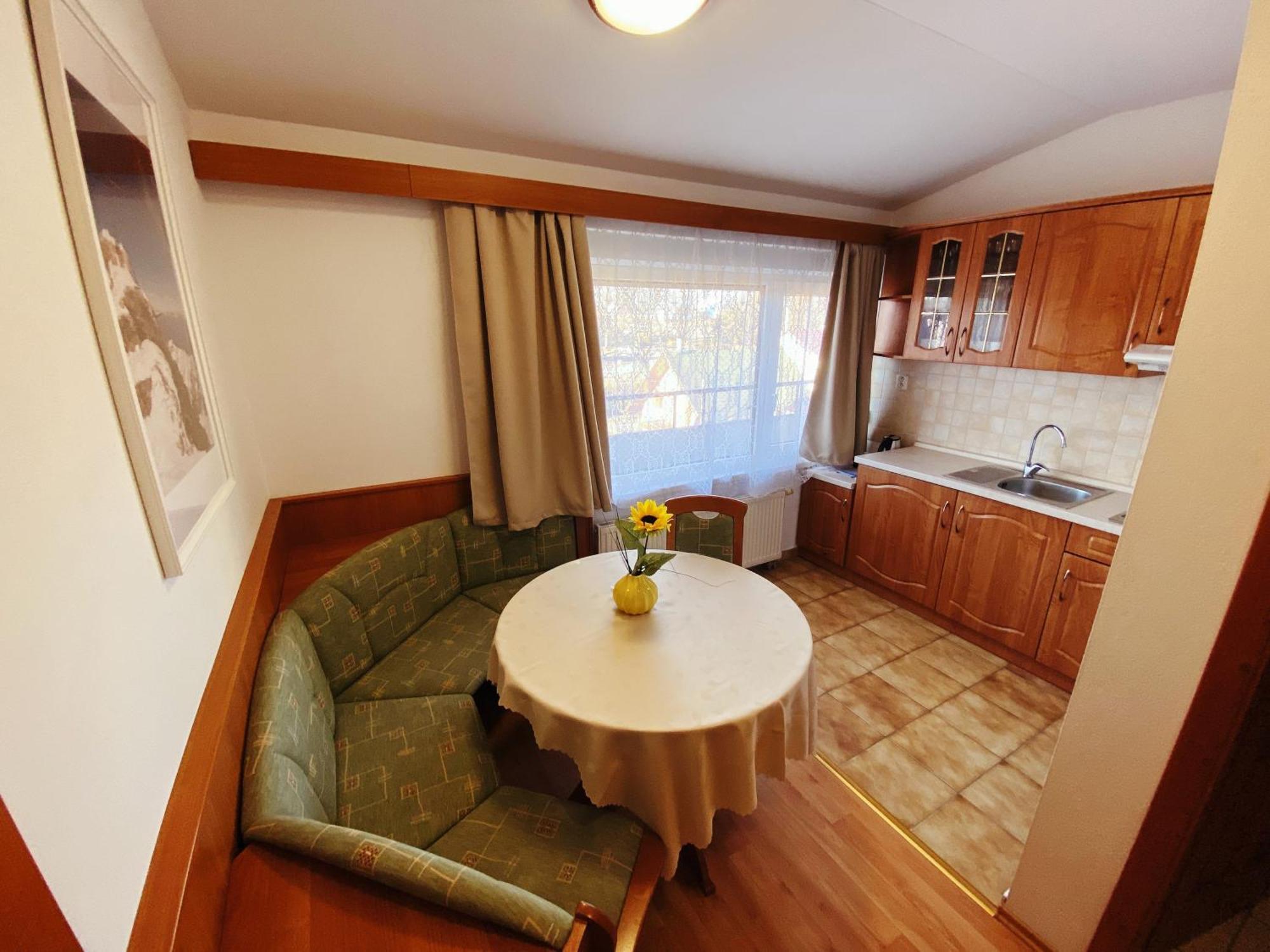 Apartmány EKOSERVIS SLOVENSKO Veľký Slavkov Habitación foto